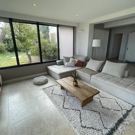 Sumptuous House With Pool And Sea View بيت للعطل *